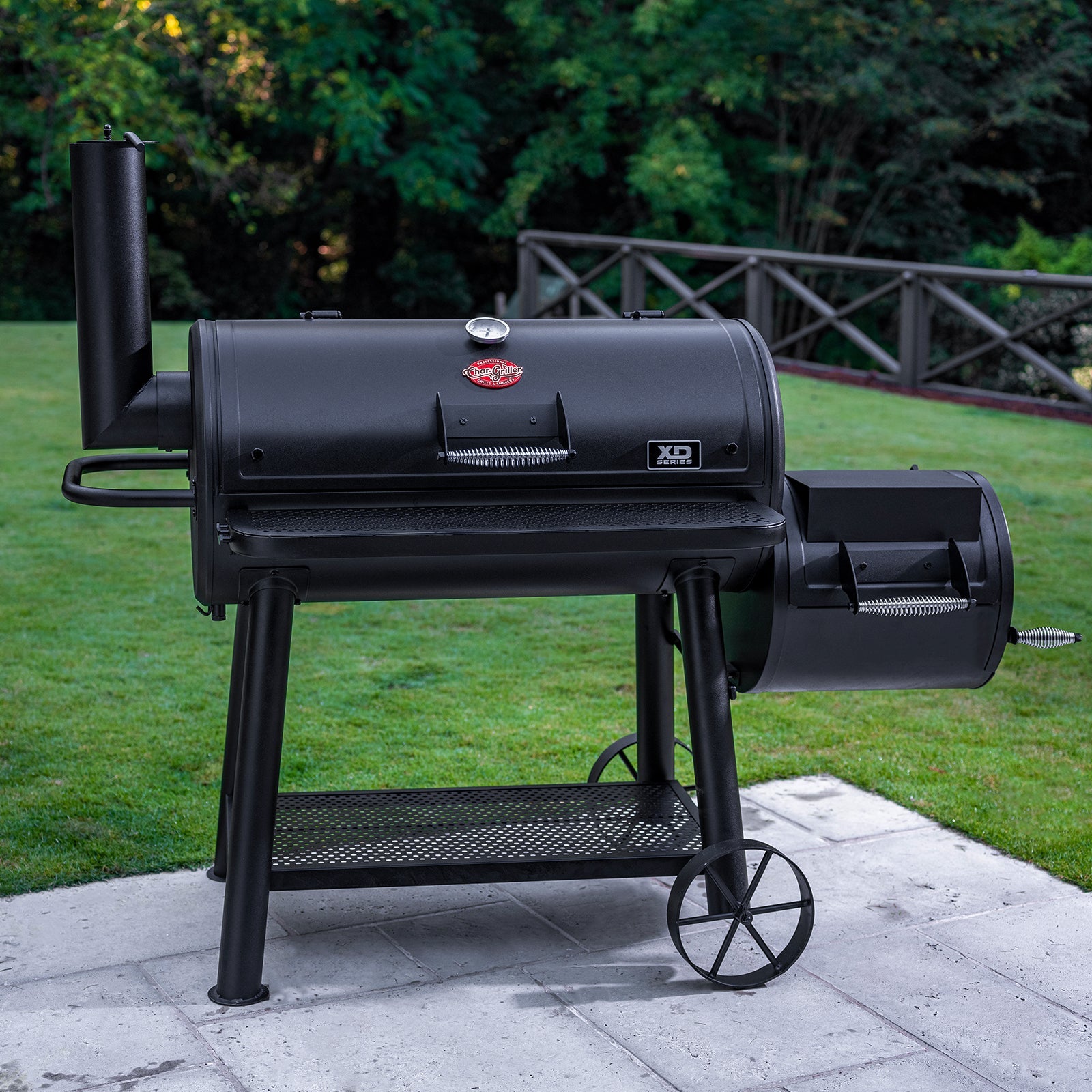 Char-Griller Grand Champ offset smoker