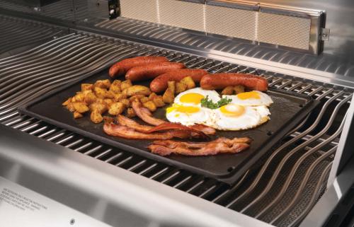 Napoleon Cast Iron Reversible Griddle PRO605